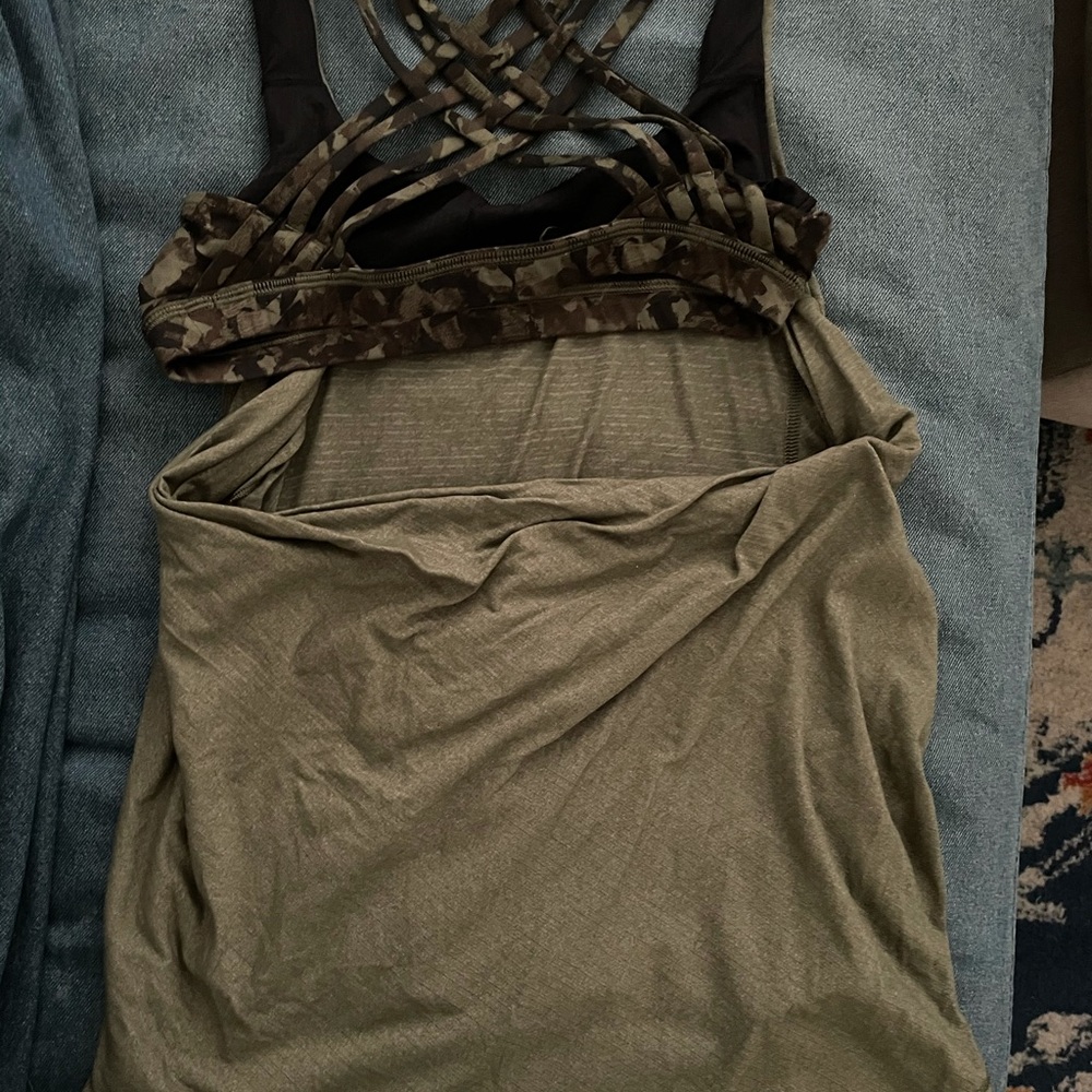 Lululemon top - Picture 3 of 3
